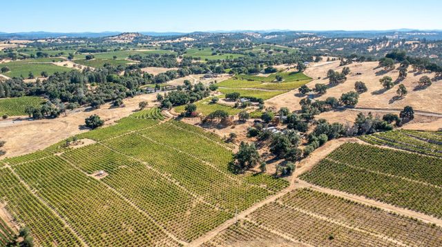 19940 Shenandoah School Rd, Plymouth, CA 95669