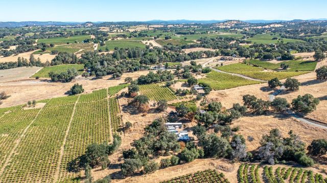 19940 Shenandoah School Rd, Plymouth, CA 95669