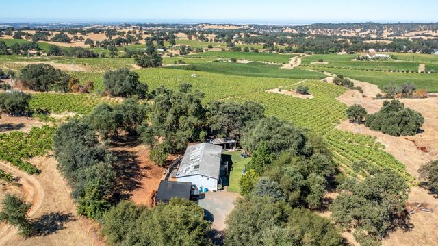 19940 Shenandoah School Rd, Plymouth, CA 95669