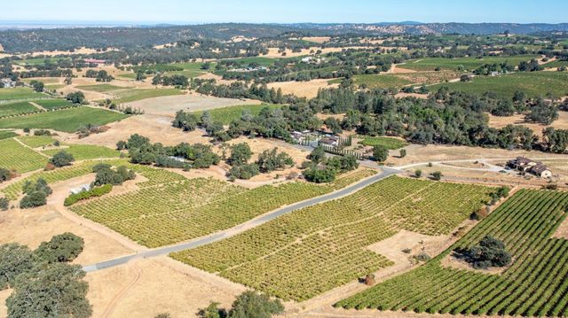 19940 Shenandoah School Rd, Plymouth, CA 95669