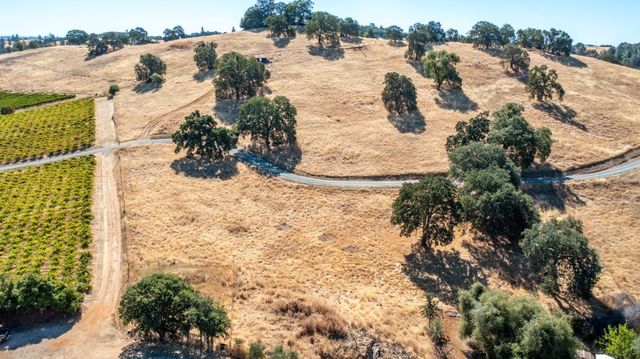 19940 Shenandoah School Rd, Plymouth, CA 95669