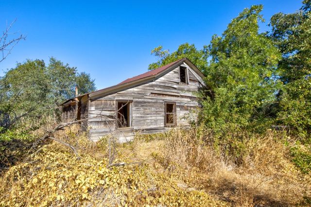 19940 Shenandoah School Rd, Plymouth, CA 95669