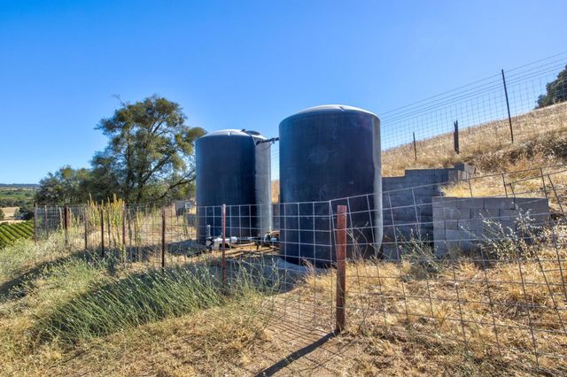 19940 Shenandoah School Rd, Plymouth, CA 95669