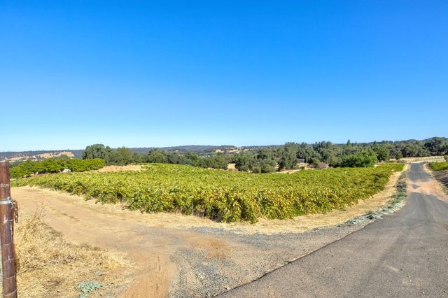 19940 Shenandoah School Rd, Plymouth, CA 95669