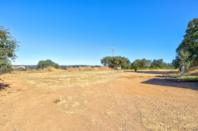 19940 Shenandoah School Rd, Plymouth, CA 95669