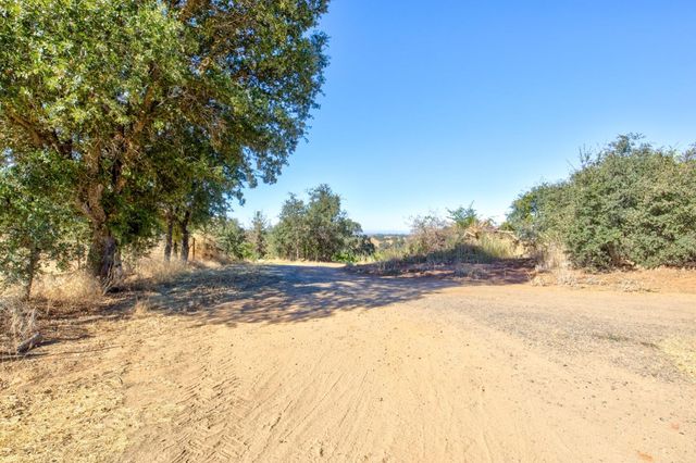 19940 Shenandoah School Rd, Plymouth, CA 95669