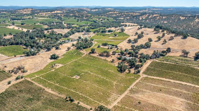 19940 Shenandoah School Rd, Plymouth, CA 95669