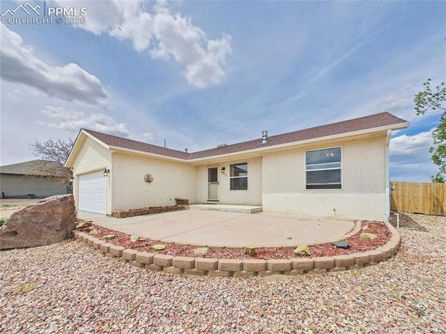 221 W Bywood Drive, Pueblo West, CO 81007