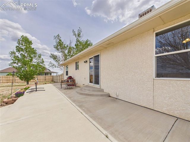 221 W Bywood Drive, Pueblo West, CO 81007
