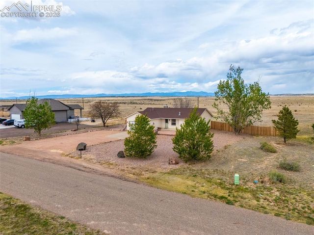 221 W Bywood Drive, Pueblo West, CO 81007