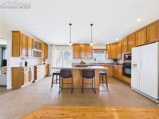 221 W Bywood Drive, Pueblo West, CO 81007