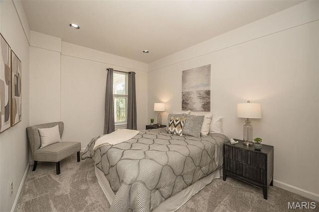 6418 W Park Avenue, St Louis, MO 63139