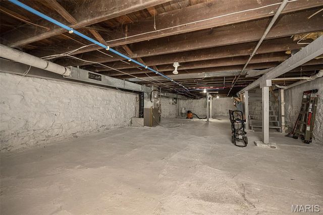 6418 W Park Avenue, St Louis, MO 63139