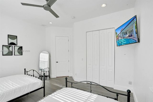 1207 SW 21st St, Fort Lauderdale, FL 33315