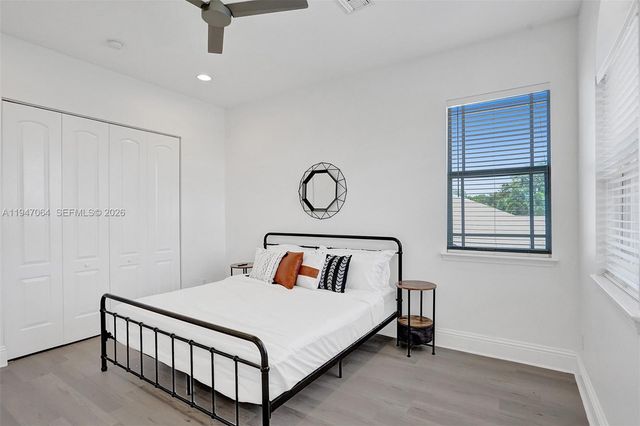 1207 SW 21st St, Fort Lauderdale, FL 33315