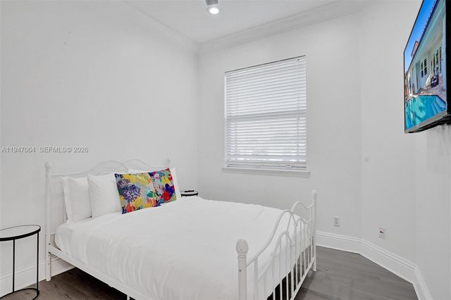 1207 SW 21st St, Fort Lauderdale, FL 33315