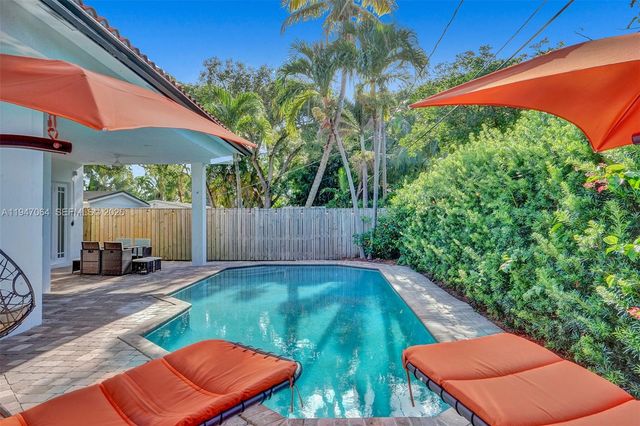 1207 SW 21st St, Fort Lauderdale, FL 33315