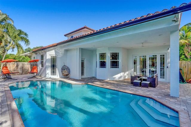 1207 SW 21st St, Fort Lauderdale, FL 33315