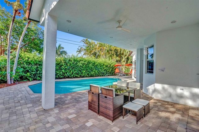 1207 SW 21st St, Fort Lauderdale, FL 33315