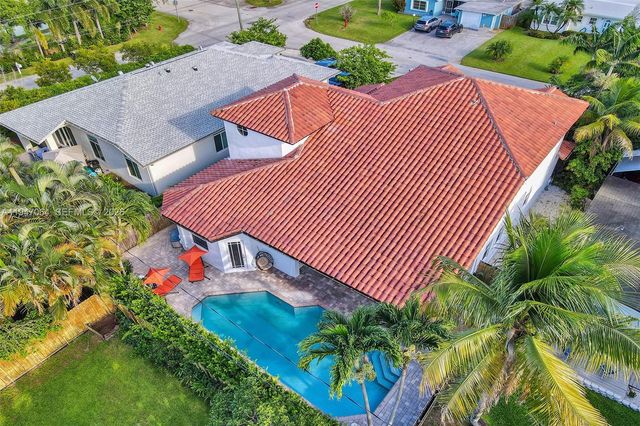 1207 SW 21st St, Fort Lauderdale, FL 33315