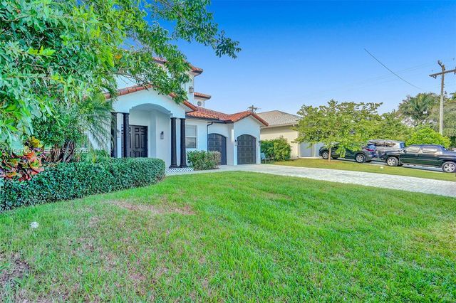 1207 SW 21st St, Fort Lauderdale, FL 33315