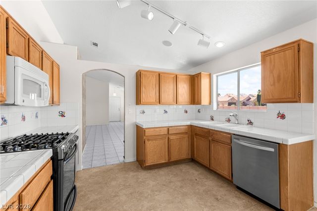 3704 Penedos Drive, Las Vegas, NV 89147