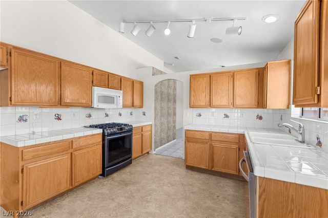 3704 Penedos Drive, Las Vegas, NV 89147