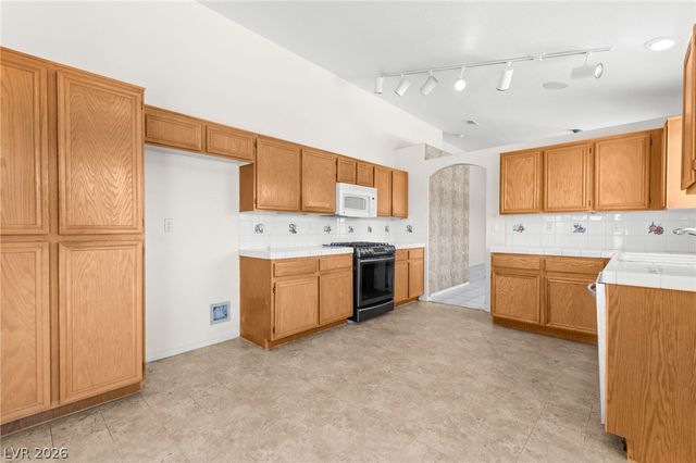 3704 Penedos Drive, Las Vegas, NV 89147