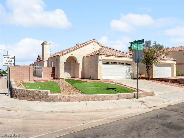 3704 Penedos Drive, Las Vegas, NV 89147