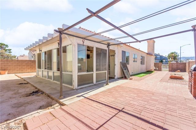 3704 Penedos Drive, Las Vegas, NV 89147