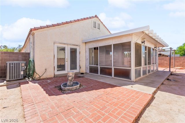 3704 Penedos Drive, Las Vegas, NV 89147