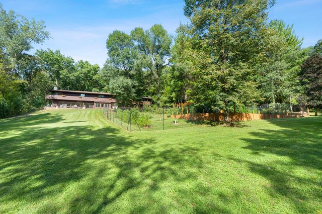 1881 65th Street NE, Rochester, MN 55906