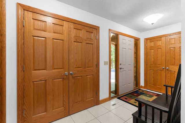1881 65th Street NE, Rochester, MN 55906