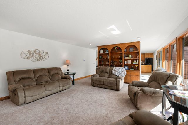 1881 65th Street NE, Rochester, MN 55906