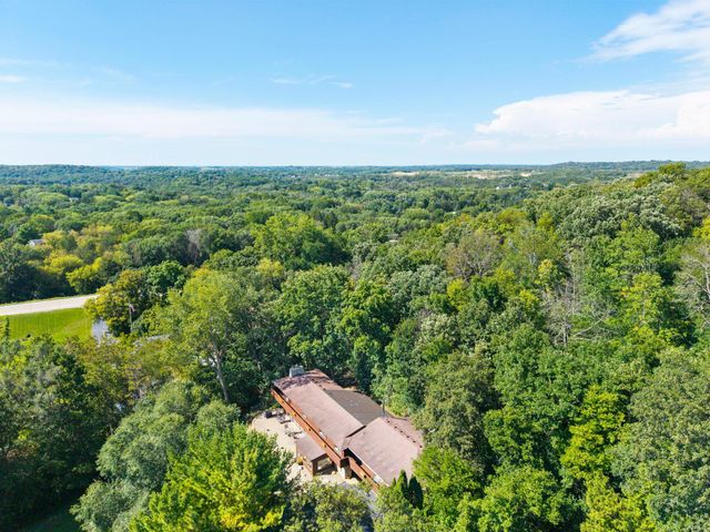 1881 65th Street NE, Rochester, MN 55906