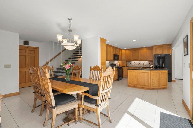 1881 65th Street NE, Rochester, MN 55906