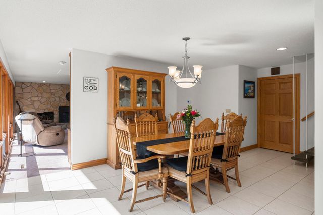 1881 65th Street NE, Rochester, MN 55906