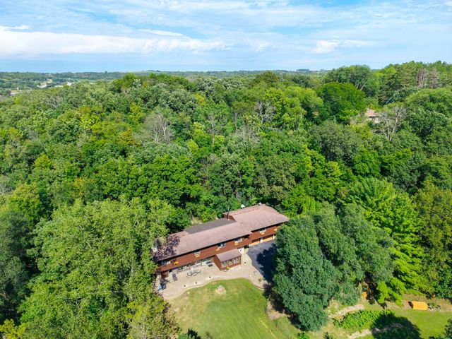 1881 65th Street NE, Rochester, MN 55906
