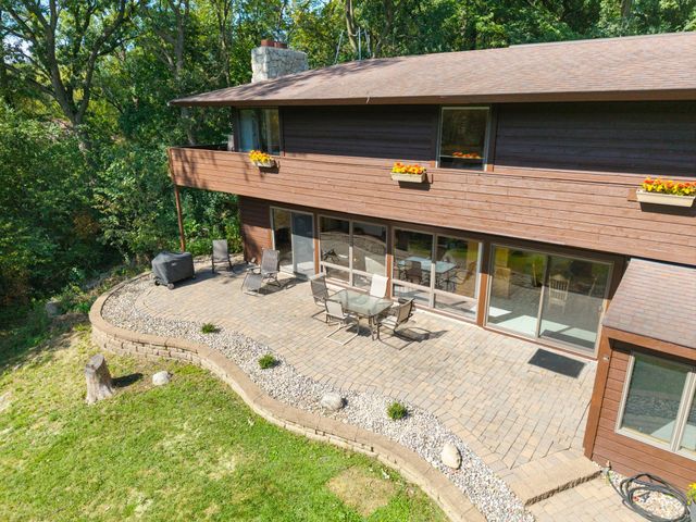 1881 65th Street NE, Rochester, MN 55906