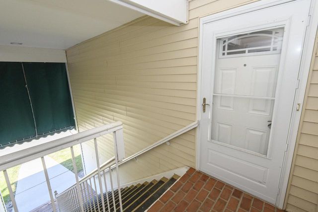 1891 Parknoll LANE, Port Washington, WI 53074