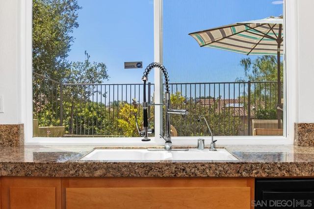 11586 Swan Lake Dr, San Diego, CA 92131