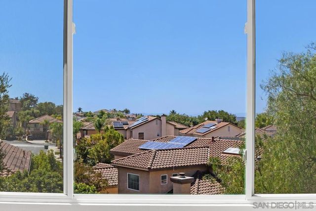 11586 Swan Lake Dr, San Diego, CA 92131