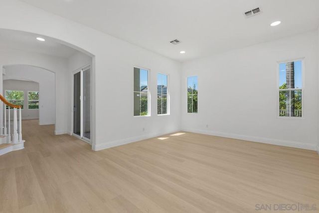 11586 Swan Lake Dr, San Diego, CA 92131