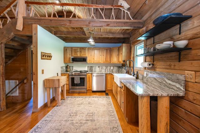 1370 Dog Branch Rd, Dixon Springs, TN 37057