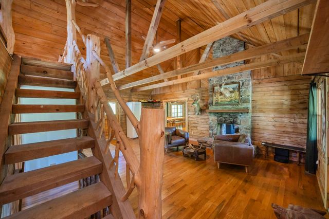 1370 Dog Branch Rd, Dixon Springs, TN 37057