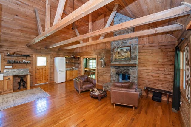 1370 Dog Branch Rd, Dixon Springs, TN 37057