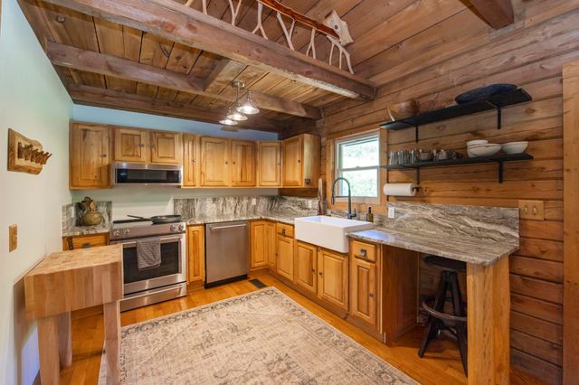 1370 Dog Branch Rd, Dixon Springs, TN 37057
