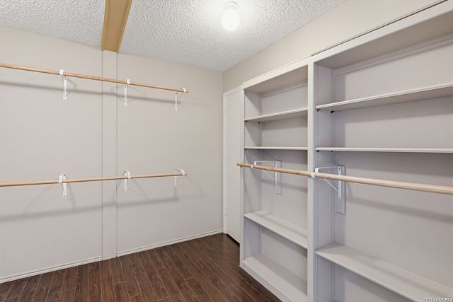 202 Wedgewood, Seguin, TX 78155