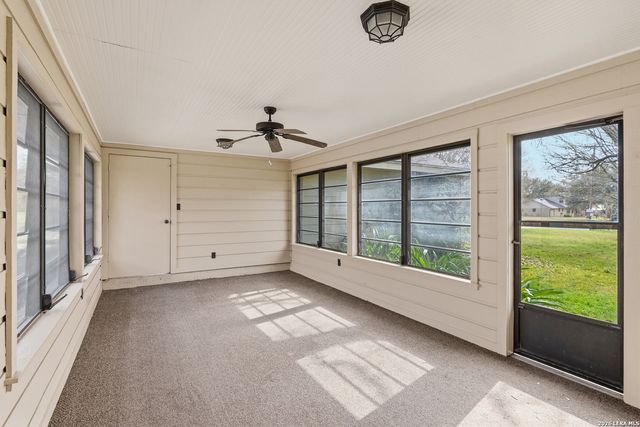 202 Wedgewood, Seguin, TX 78155