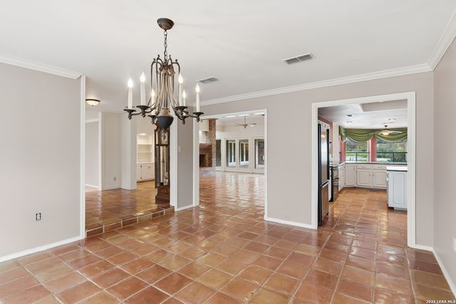 202 Wedgewood, Seguin, TX 78155